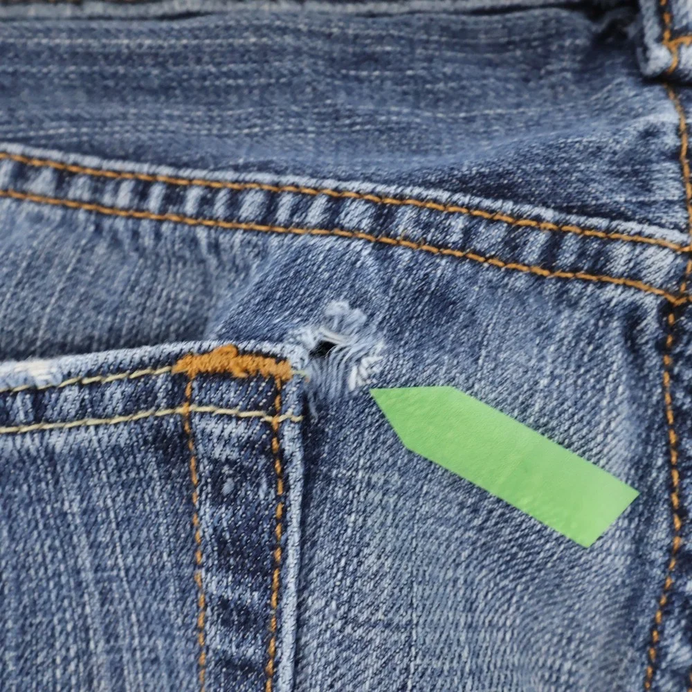 Levi's 505 Regular Fit Jeans 100% Cotton Denim Mens 36x30  (Inseam measures 29
